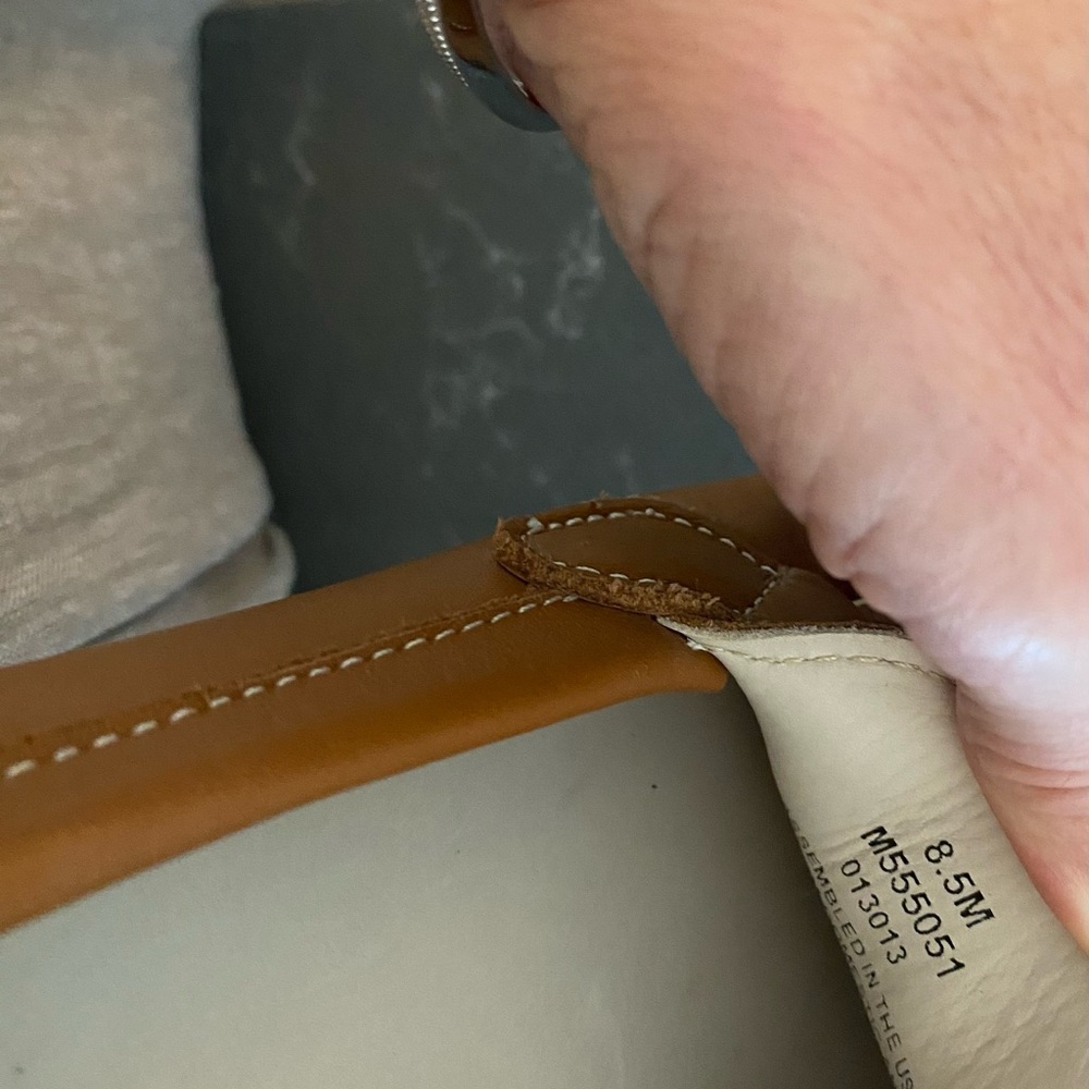 Munro American loafers ladies 8.5 M gently worn excellent condition. - Picture 5 of 8